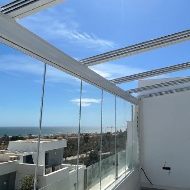 Techo móvil de cristal